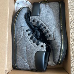 Dr Martens women shoes